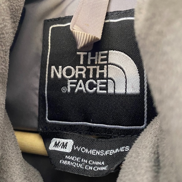❌SOLD❌ The North Face Black 550 Goose Down Puffer - Picture 4 of 11